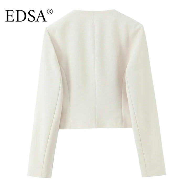 Hvid cropped blazer til kvinder, minimalistisk design, lange ærmer, elegant og stilfuld, perfekt til formelle og casual lejligheder.