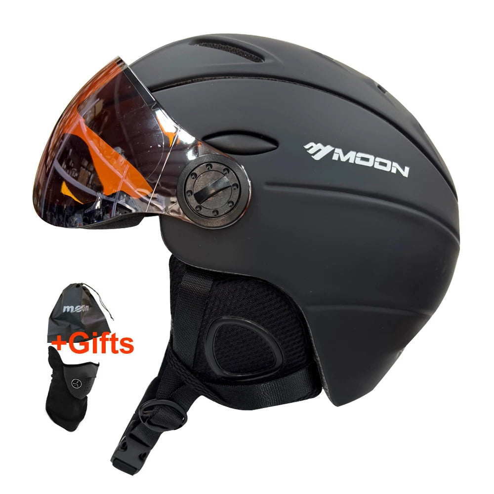 Sort MOON cykelhjelm med visir, aerodynamisk design, justerbar rem, inkluderer ekstra gaver. Ideel til sikker cykling og komfort.