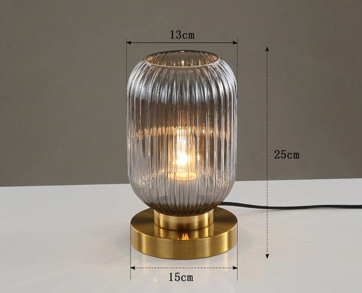 Nordisk design -pöytälamppu lasia - Elegance Modern LED
