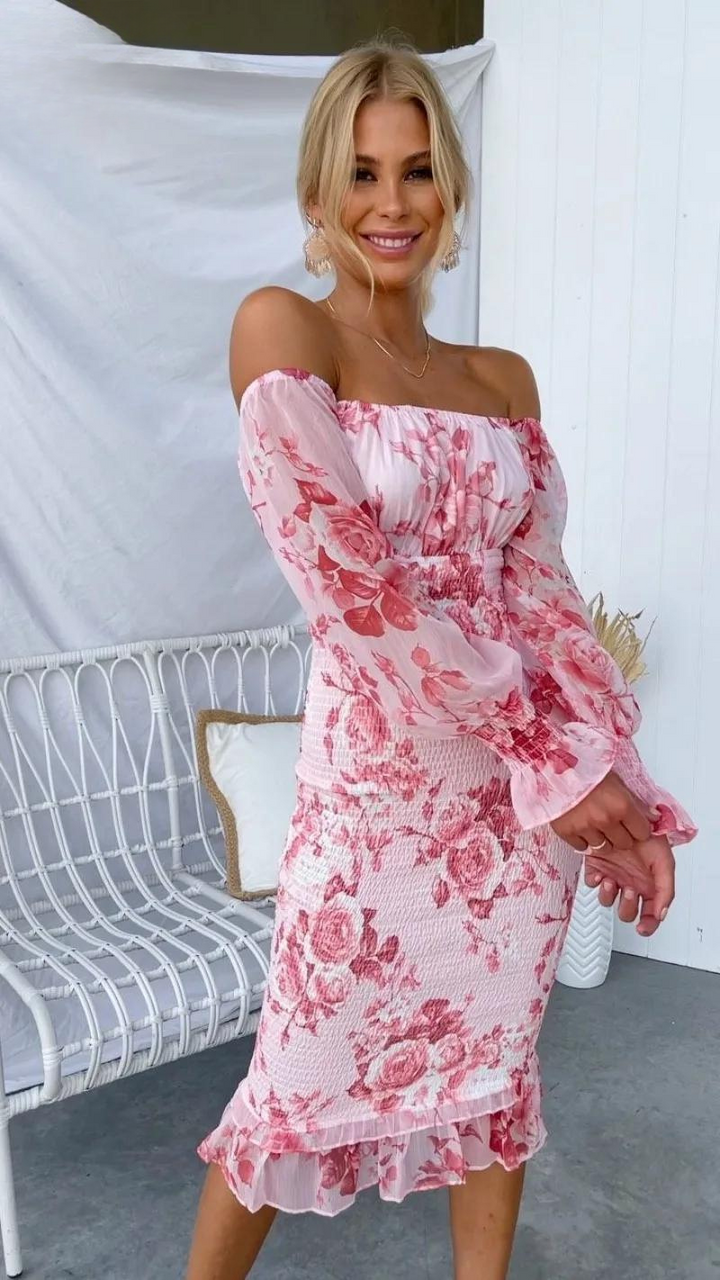 May Luksusmekko | Elegant ja ajaton naisten mekko erityistilaisuuksiin