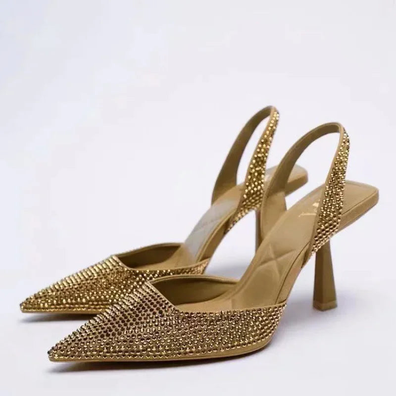 Sanyu | Slingback-sandaalit korkealla korolla