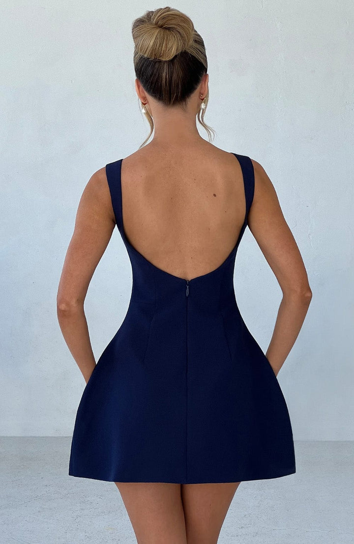 Velmira hihaton minimekko | Keskiyön sininen tyylikäs ja elegantti