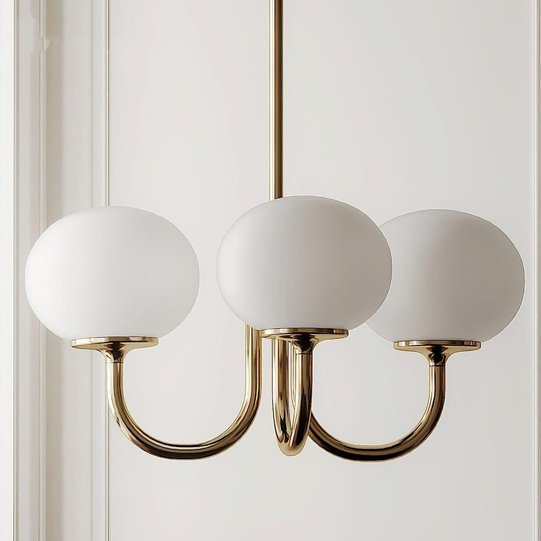 Lustre moderno em latão | Iluminação de teto elegante com bolas de vidro