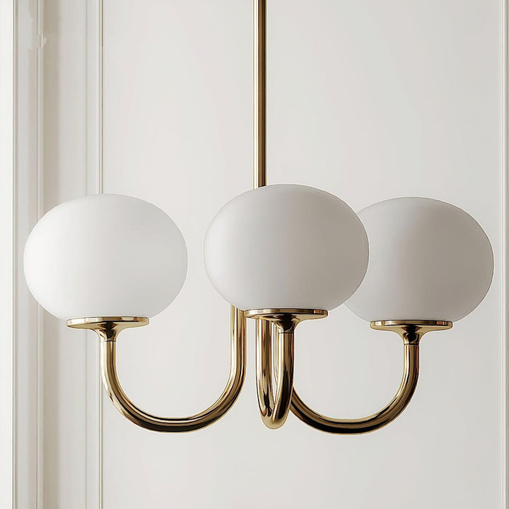 Lustre moderno em latão | Iluminação de teto elegante com bolas de vidro