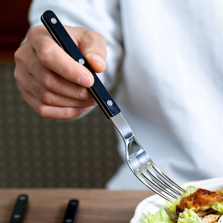 Parhaat setit, joissa 24 osaa ruostumattomasta teräksestä kaiverruskuviolla - BistroLine