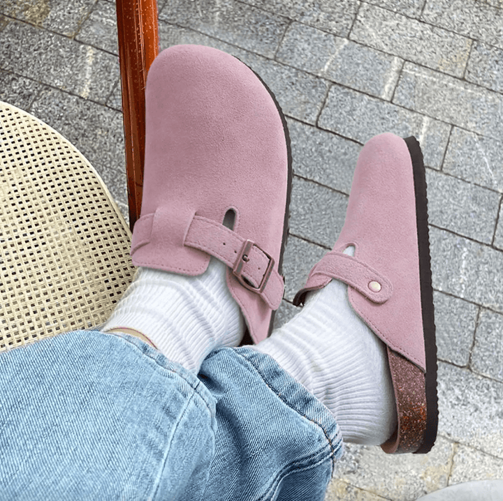 Puukengät ja keinonahka | Ergonominen jalkatuki & säädettävä solki | Mukavuus & tyyli