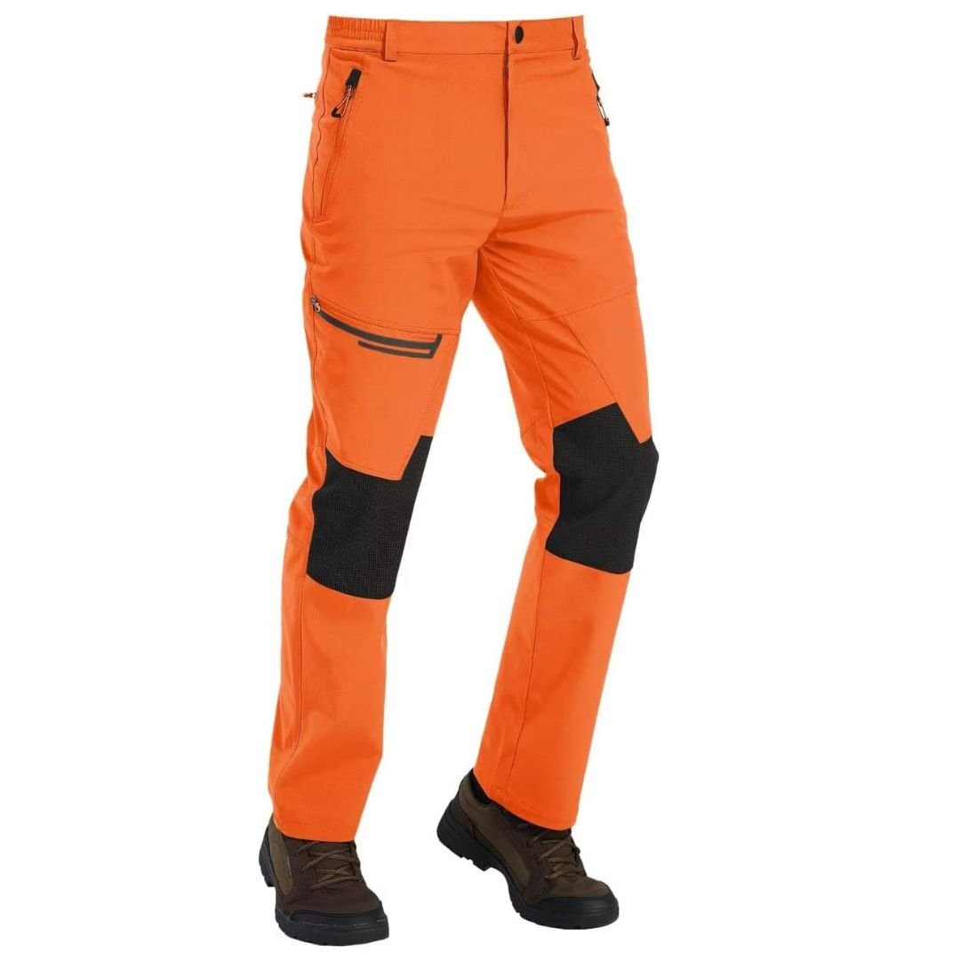 Water-resistant men's ski pants with fleece lining and reinforced knees for winter sports
