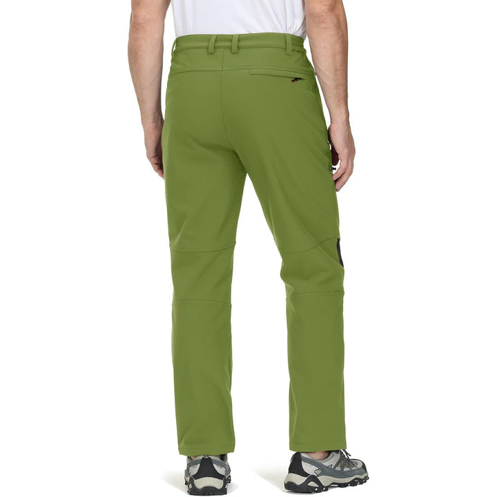 Water-resistant men's ski pants with fleece lining and reinforced knees for winter sports