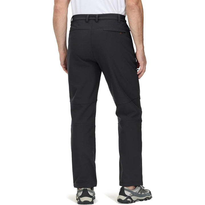 Water-resistant men's ski pants with fleece lining and reinforced knees for winter sports