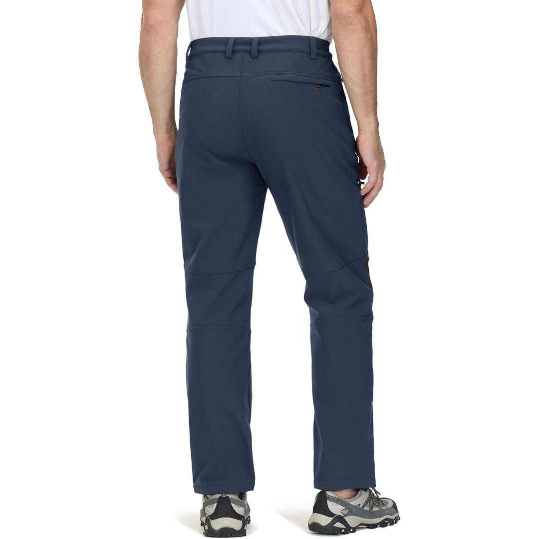 Water-resistant men's ski pants with fleece lining and reinforced knees for winter sports