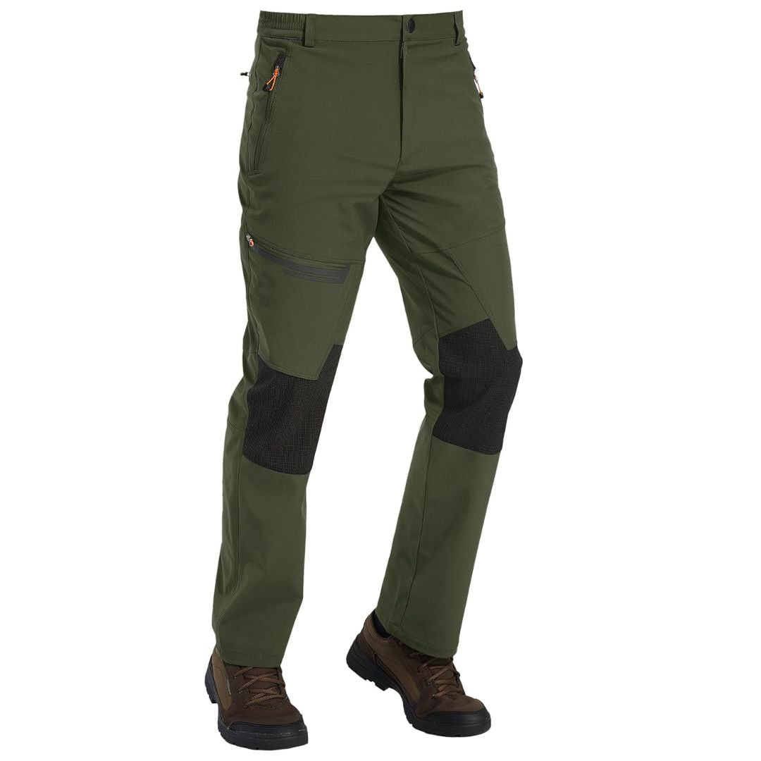 Water-resistant men's ski pants with fleece lining and reinforced knees for winter sports