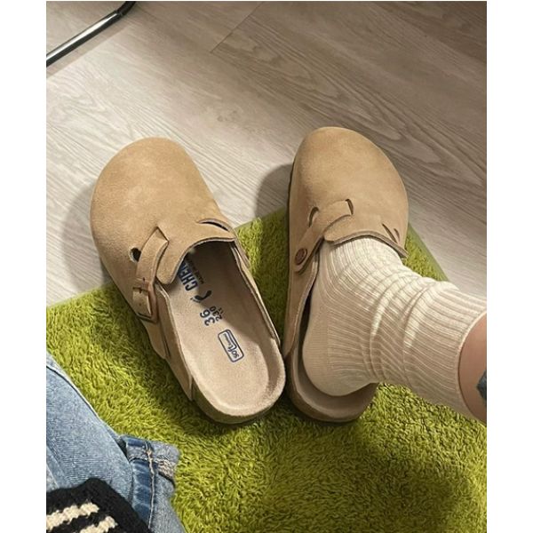 Puukengät ja keinonahka | Ergonominen jalkatuki & säädettävä solki | Mukavuus & tyyli