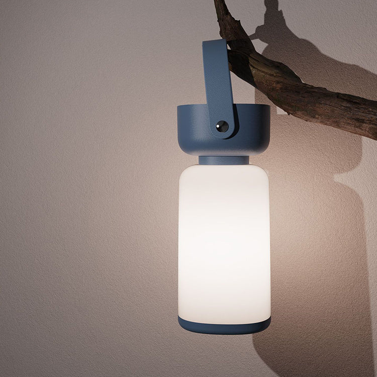 Amanti | Portable Waterproof LED table lamp - Modern Cylindrical Design