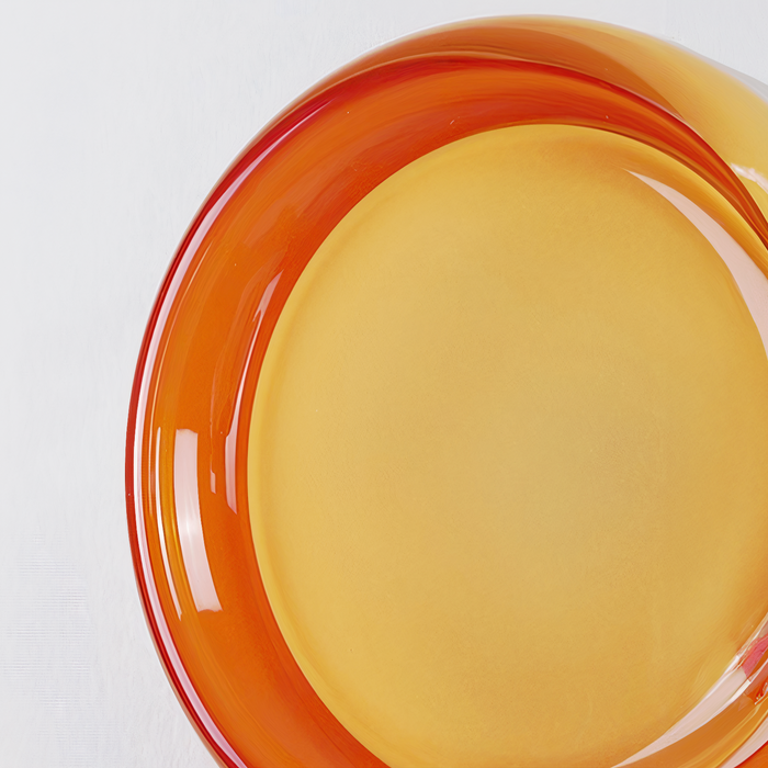 Orange og gul glasplade med cirkulært design, moderne kunst, minimalistisk stil, farverig dekoration, glaskunst til hjemmet.