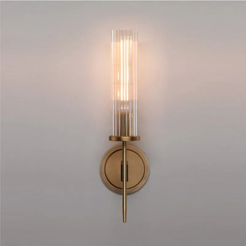 Möni | Modern wall lamp in rifled glass and copper finish