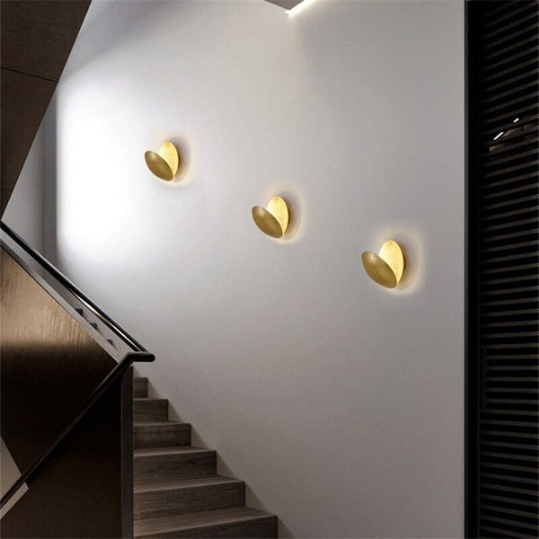 Lunora LED wall lamp - minimalist design, warm and relaxing ambient lighting