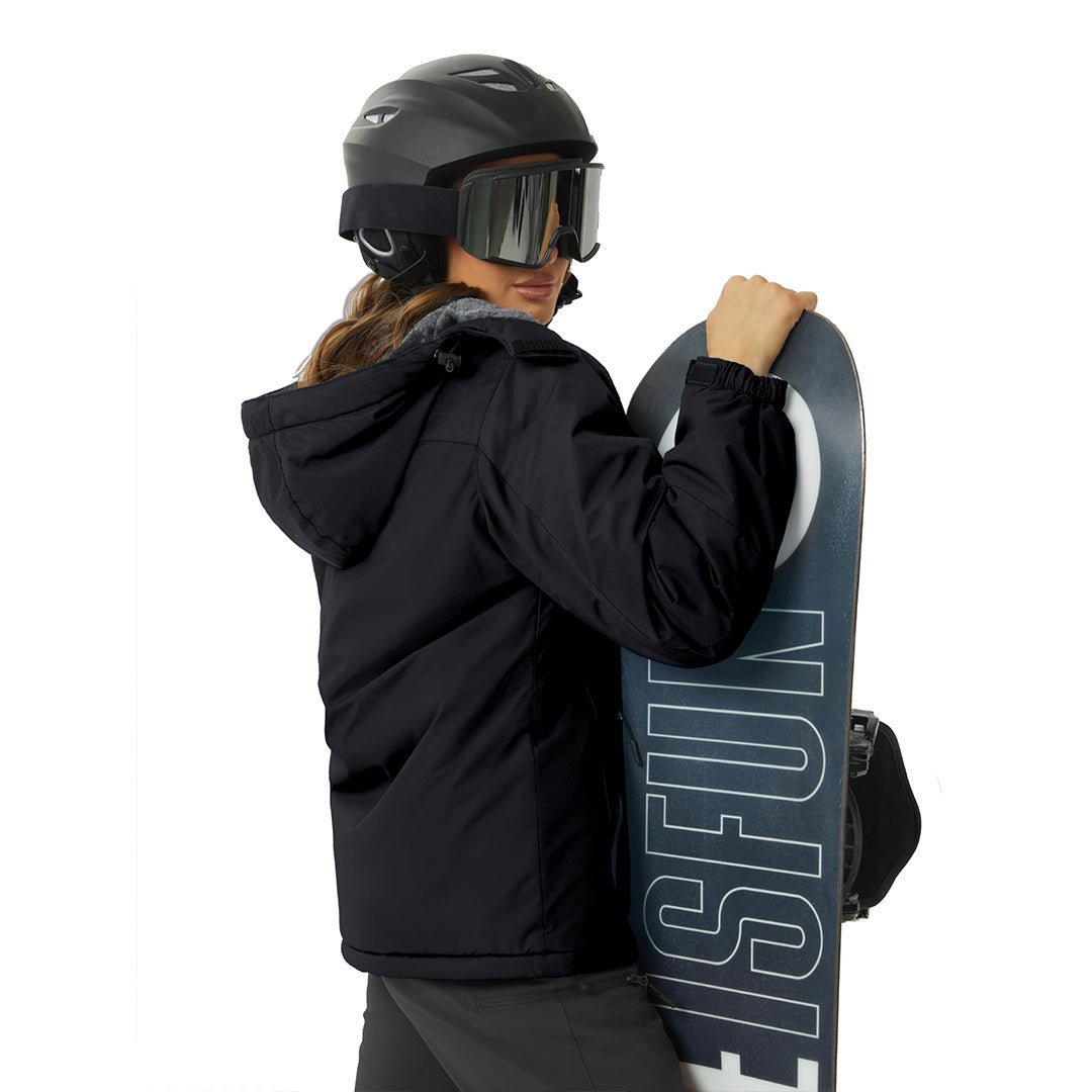 Vandtæt og isoleret skijakke til kvinder med aftagelig hætte og varmt fleecefoer